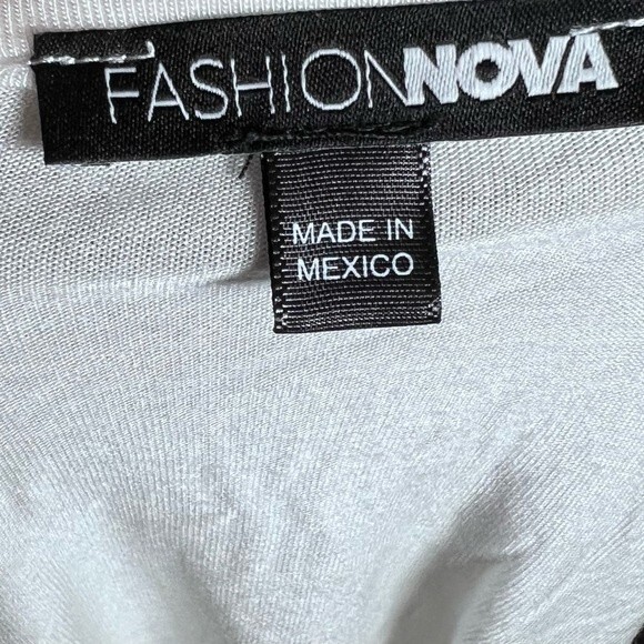 Fashion Nova long sleeve white tie waist cutout wrap crop top size large - Picture 8 of 8